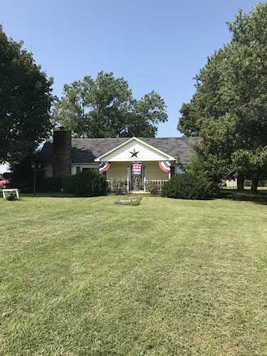 595 Cook Rd Portland, TN 37148