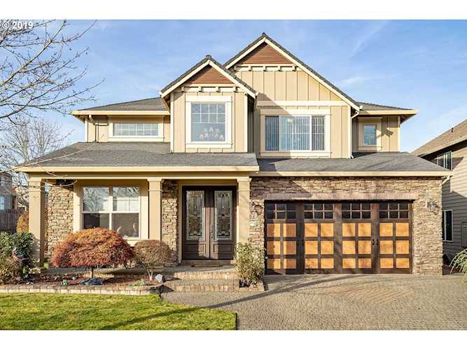 1013 34th Pl Forest Grove, OR 97116