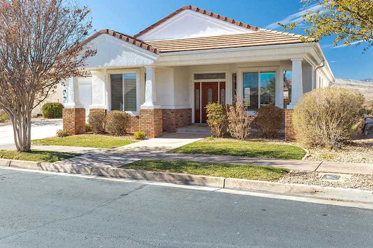 1866 W Wide River DR St George, UT 84790