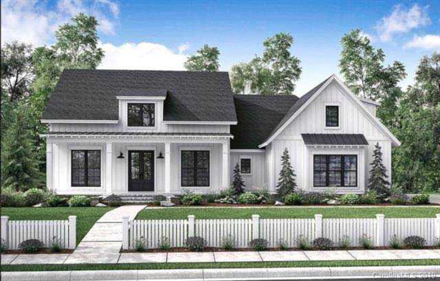40 Graylyn Dr Fairview, NC 28730