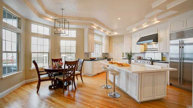 13 Rebelo Lane Novato, CA 94947
