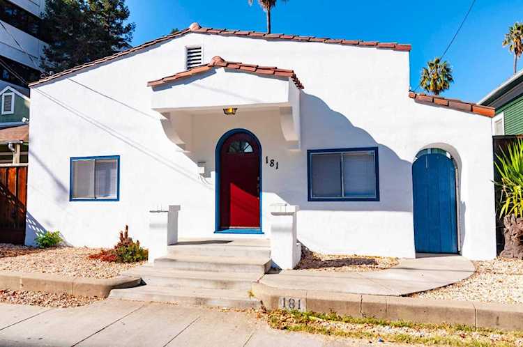 181 E Saint James St San Jose, CA 95112 | MLS ML81778791 Photo 1