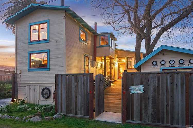 28 Calle Del Ribera Stinson Beach, CA 94970