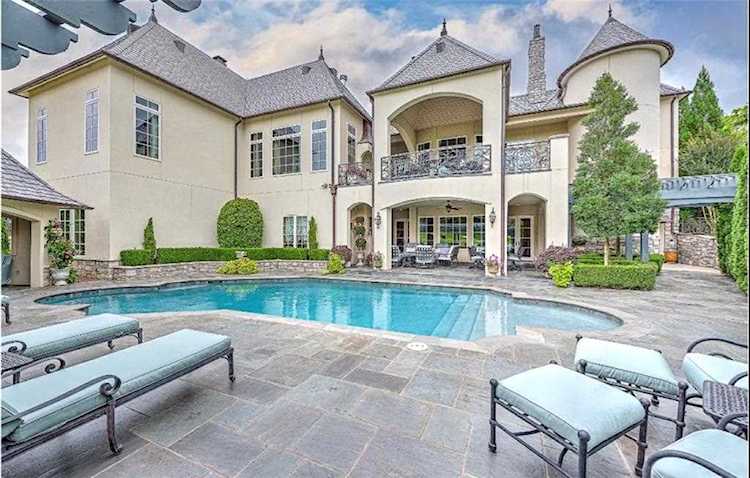 2 S Bruce Lietzke Ct Rogers, AR 72758