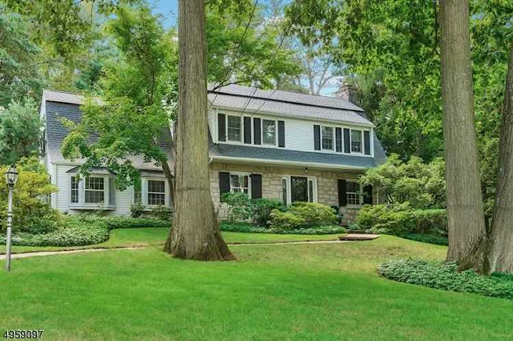 82 Blackburn Rd Summit, NJ 07901