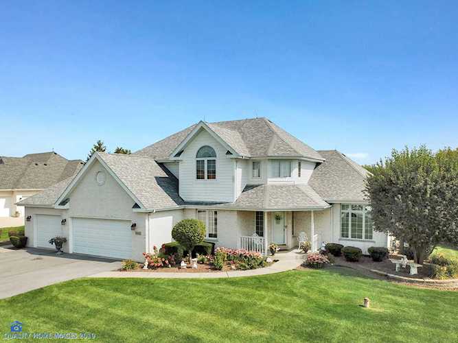9482 W Golfview Dr Frankfort, IL 60423