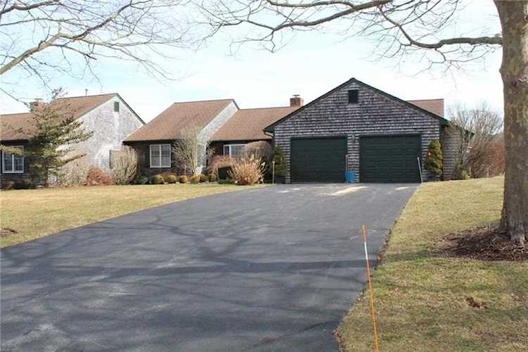 209 Young DR Portsmouth, RI 02871