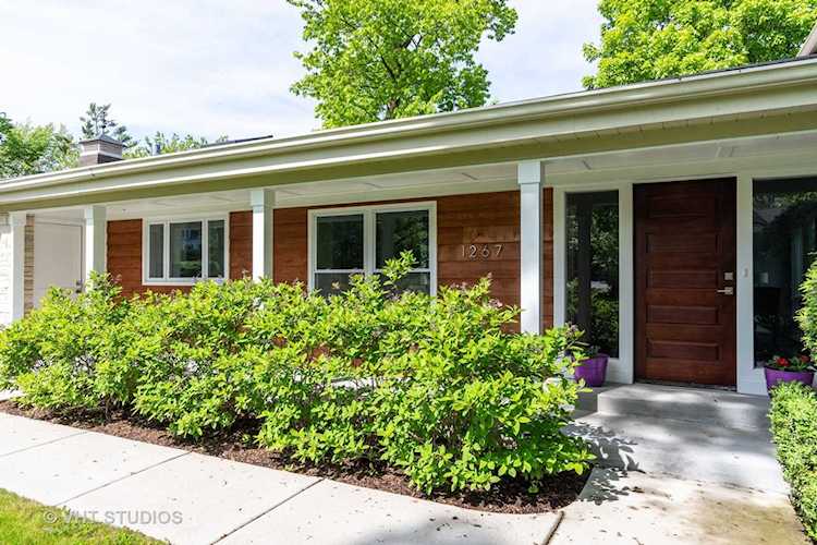 1267 Sheridan Rd Highland Park, IL 60035