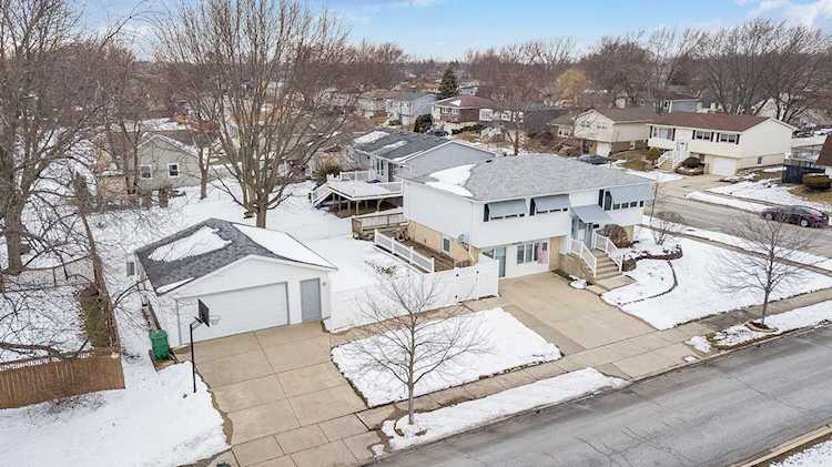 16206 76th Ave Tinley Park, IL 60477
