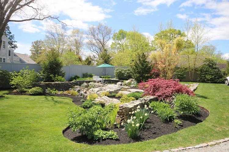 76 Nichols Rd Cohasset, MA 02025