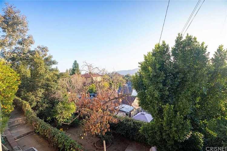 1015 Via Carmelita Burbank, CA 91501