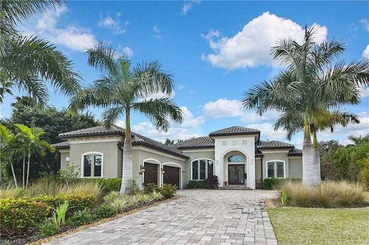 8751 Belle Meade Dr Fort Myers, FL 33908