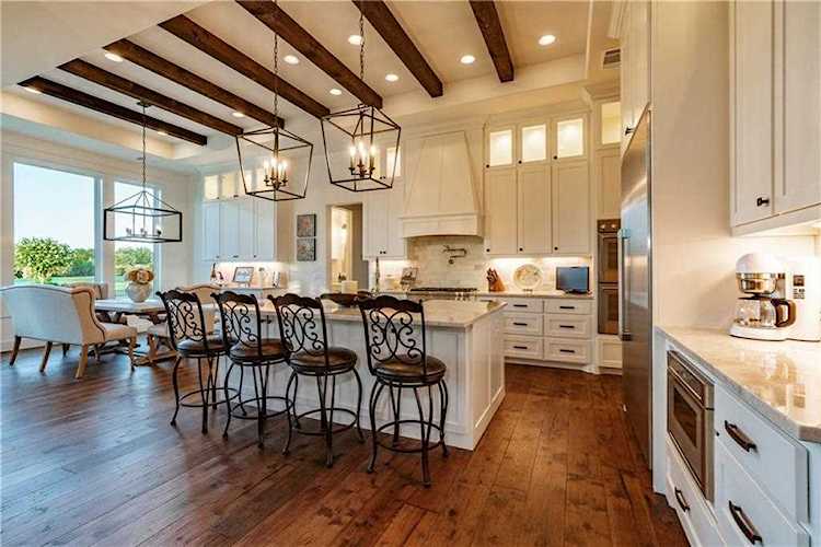 27012 Founders Pl Spicewood, TX 78669