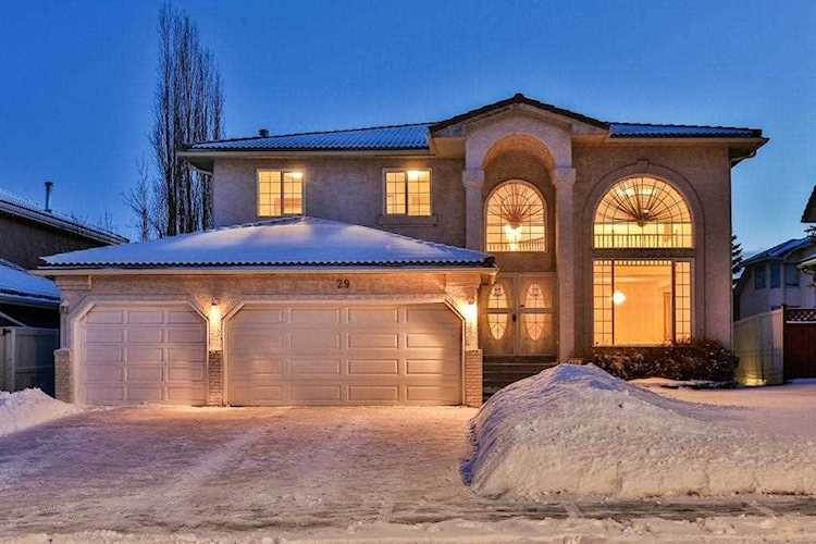 29 Edgevalley Way NW Calgary, AB T3A 4X7
