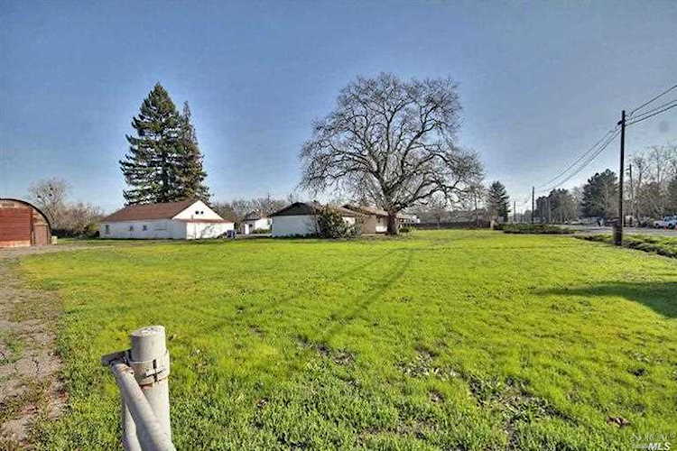 851 Brittain Lane Santa Rosa, CA 95407
