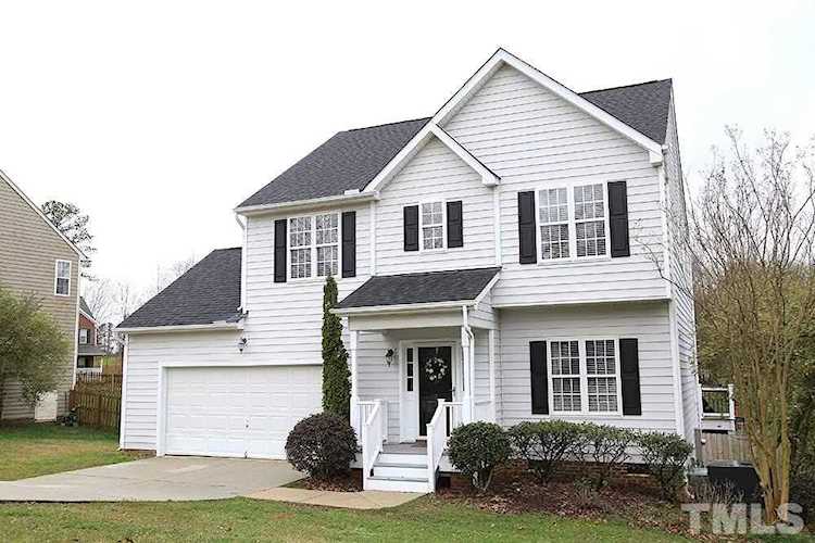 1208 Linden Ridge Drive Holly Springs, NC 27540