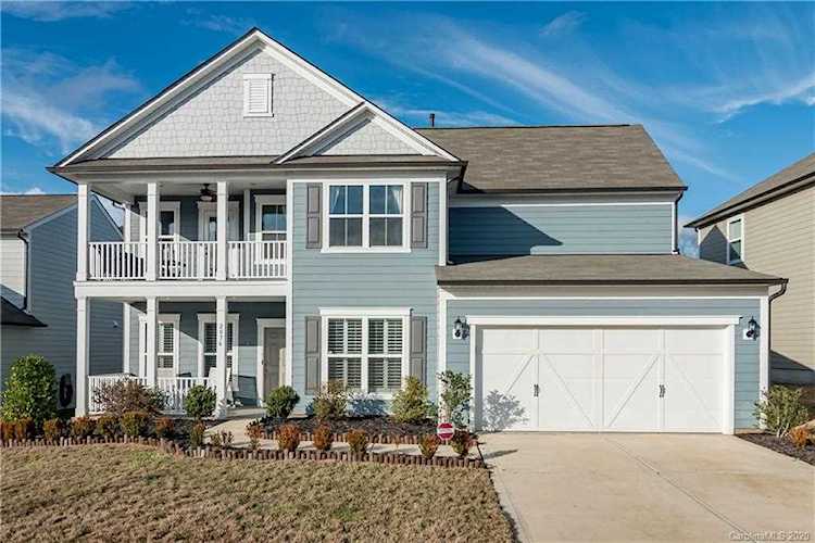 2076 Angel Oak Dr Fort Mill, SC 29715