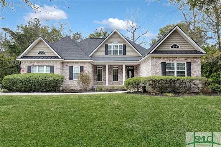 71 Chastain Circle Richmond Hill, GA 31324