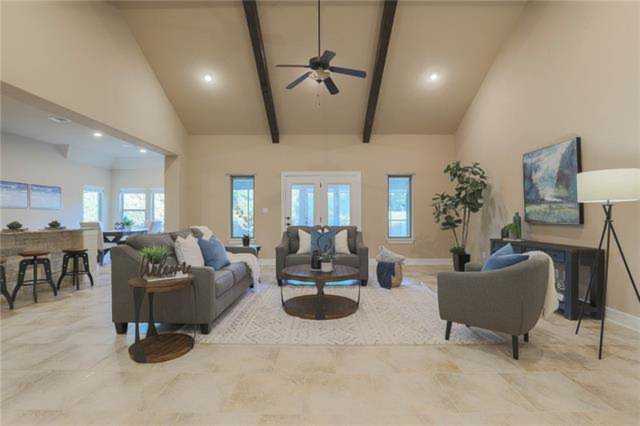 135 Quarry Lake Estates Dr Liberty Hill, TX 78642