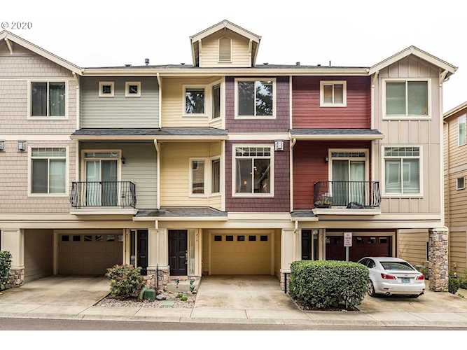 419 NE Tork Pl Hillsboro, OR 97006