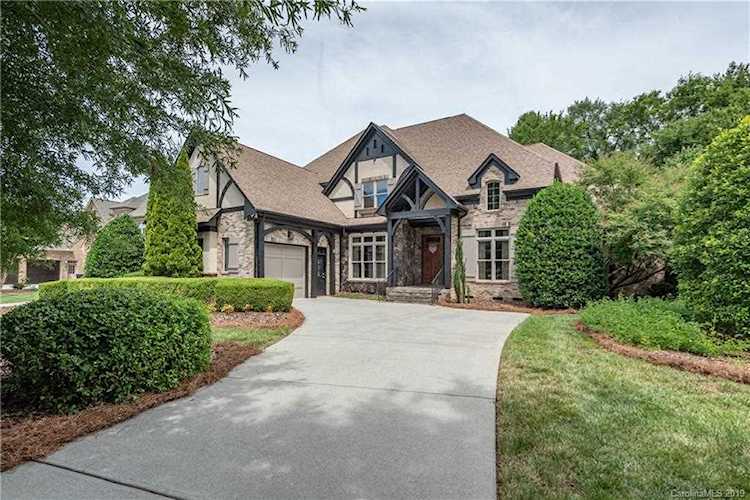 9004 Longview Club Dr Waxhaw, NC 28173