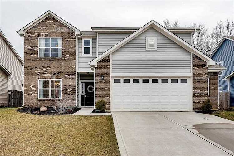4773 Ventura Boulevard Plainfield, IN 46168 | MLS 21694191 Photo 1