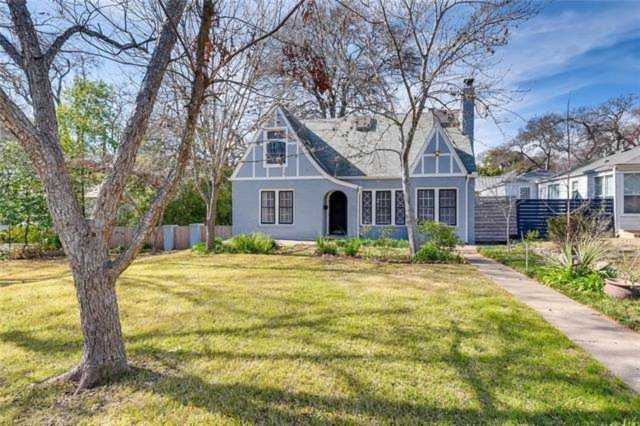 2200 Forest Trl Austin, TX 78703