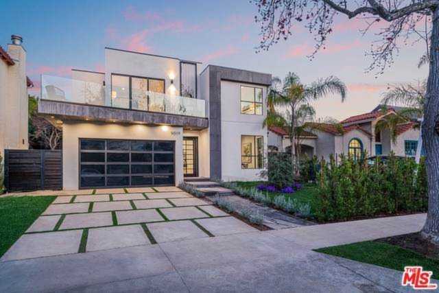 10538 Butterfield Road Los Angeles, CA 90064
