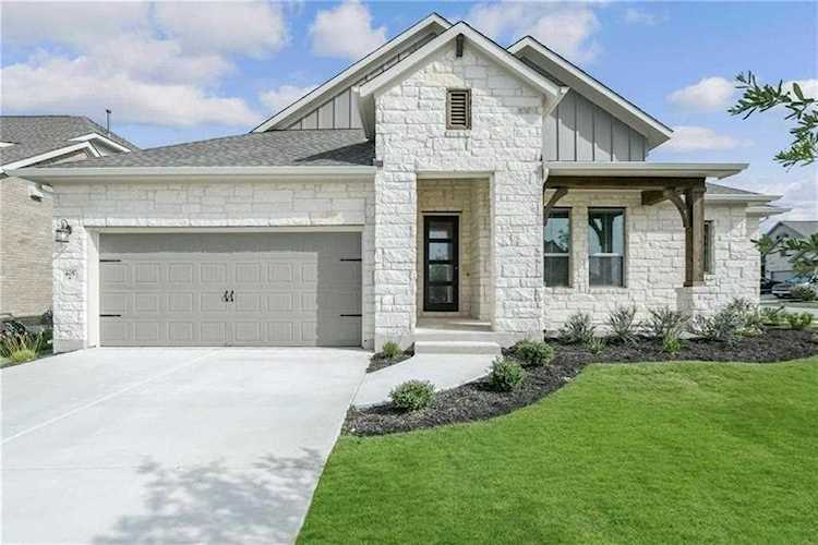 405 Leon Loop Liberty Hill, TX 78642