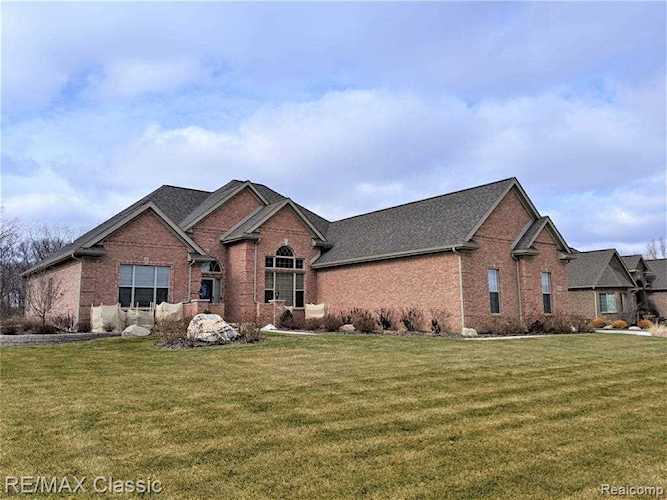 Lot 2 Liparoto Dr Rockwood, MI 48173