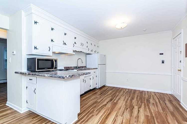174 Tyngsboro Rd #20 Chelmsford, MA 01863 | MLS 72619134 Photo 1
