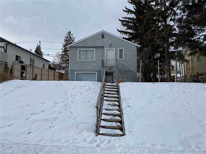 3827 Centre A Street NE Calgary, AB T2E 3A6
