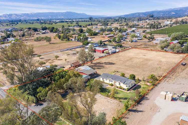 2750 Acacia Avenue Sonoma, CA 95476