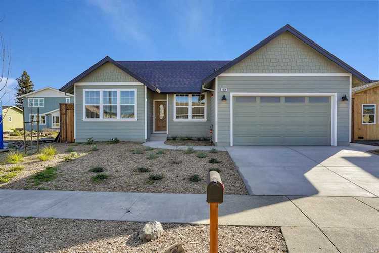 1924 Camino Del Prado Santa Rosa, CA 95403