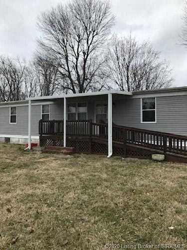 1605 Waverly Rd Jeffersonville, IN 47130