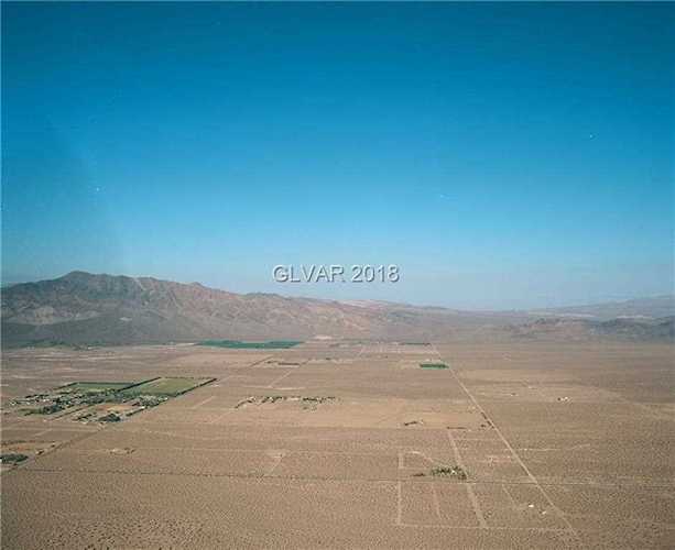 3052 W Old West Rd Amargosa, NV 89020