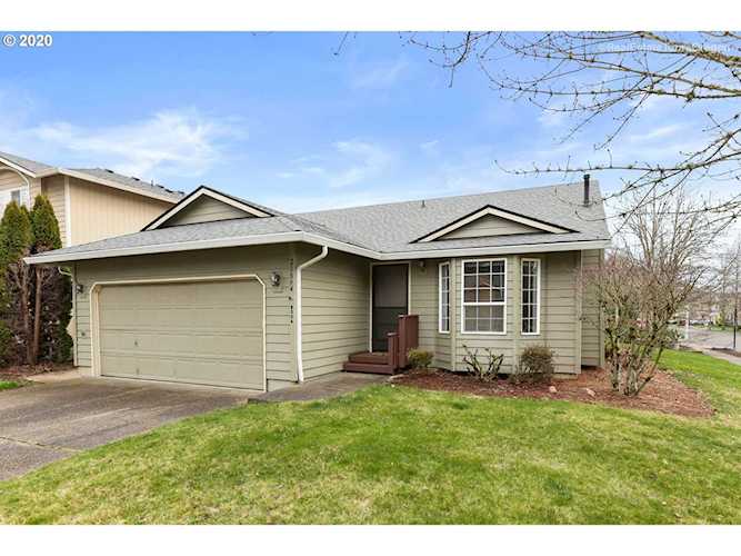 8554 NE Windstone St Hillsboro, OR 97006