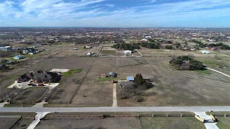 232 Bayne Road Haslet, TX 76052