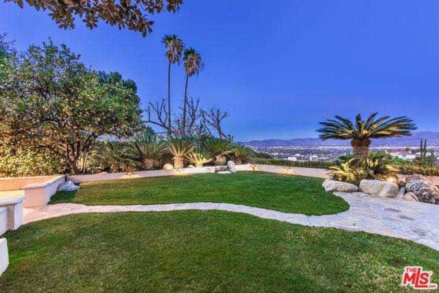 3836 Cody Road Sherman Oaks, CA 91403