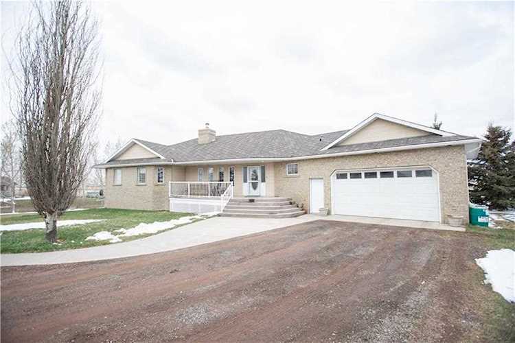 3235 100 Street SE Calgary, AB T1X 0L4