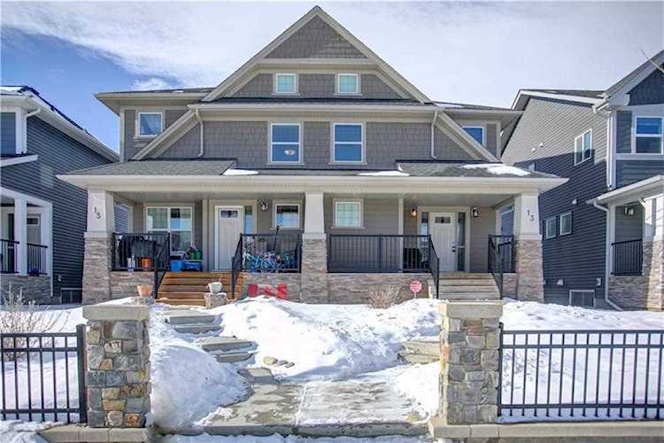 13 Legacy Gate SE Calgary, AB T0L 0X0