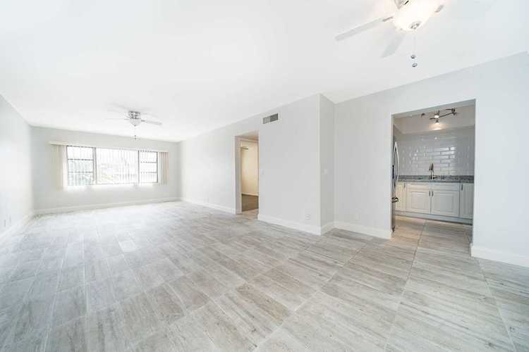 665 Enfield Street #B16 Boca Raton, FL 33487