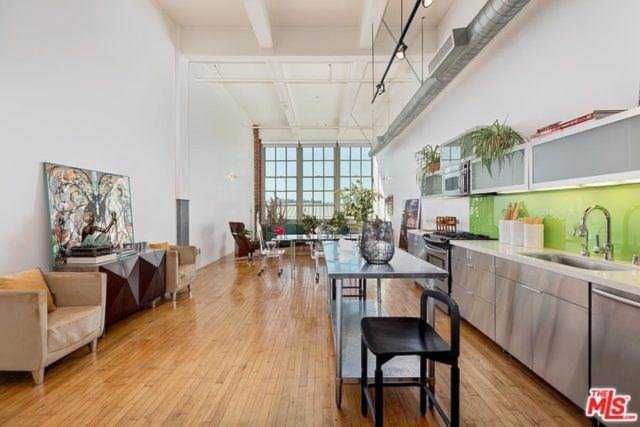 1850 Industrial Street #313 Los Angeles, CA 90021