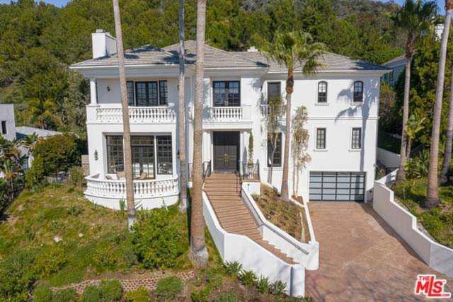 1417 Via Anita Pacific Palisades, CA 90272