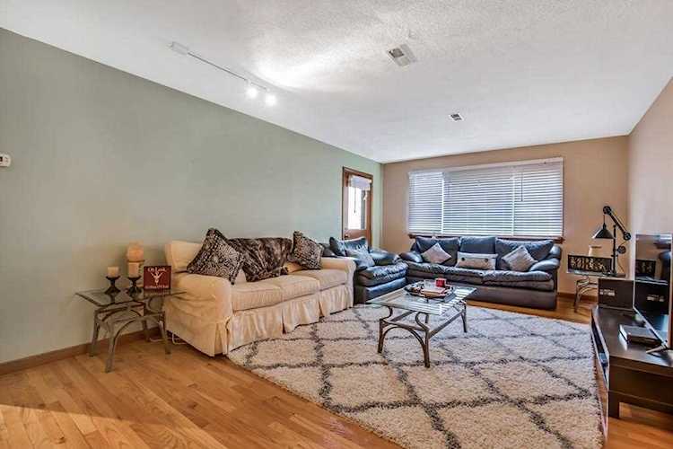 925 E 2nd St #1 Boston, MA 02127