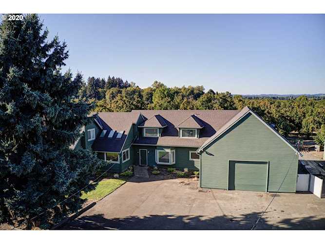 14689 NE Countryside Dr Aurora, OR 97002