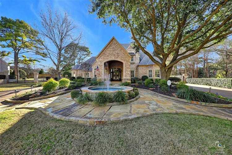 1802 Lantana Court Southlake, TX 76092