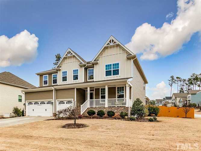 108 Horncliffe Way Holly Springs, NC 27540
