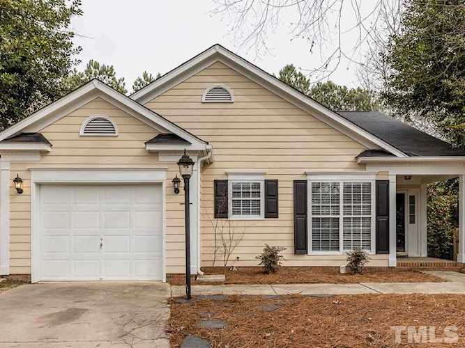 205 Hallwood Drive Holly Springs, NC 27540
