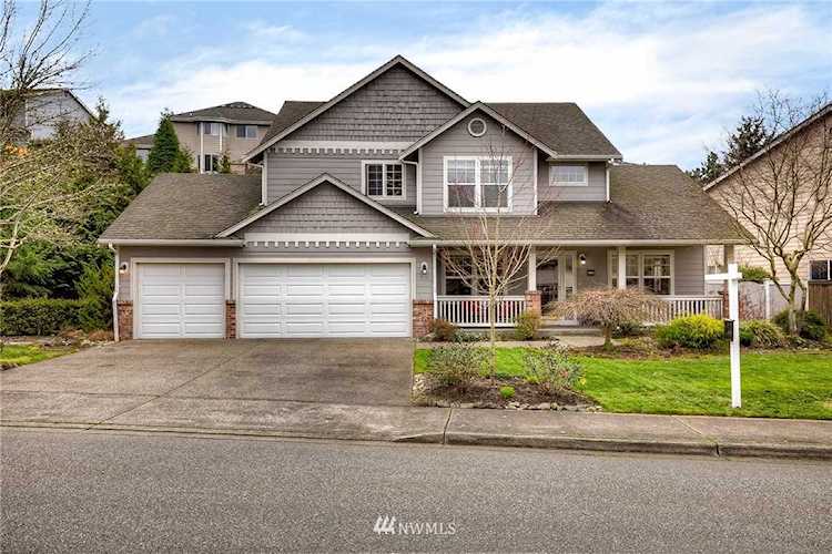 516 55th Wy SE Auburn, WA 98092